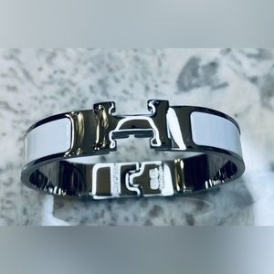 Hermes White Enamel Bangle Sliver/White